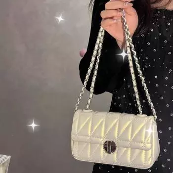 Niche High-end Chain Women s Bag Diamond Lattice One-shoulder Crossbody Bag Commuting Underarm Small Square Bag
