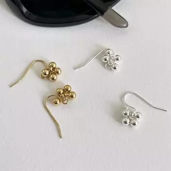 Niche high-end cold temperament small round bead ear hook high-end niche versatile stud earrings minimalist ins ear hook copper