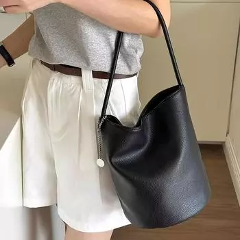 Niche Ins Lyche Grain Soft Leather Simple Bucket Bag Fashion Everything Плечевая сумка через подмышку Женская белый