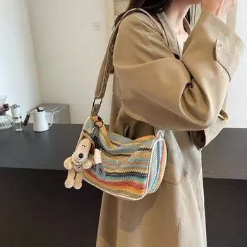 Niche радужная плетеная сумка женская 2024 новая повседневная сумка-мессенджер подушка большая вместительная сумка на плечо для поездок на работу чёрный
