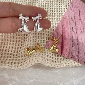 Niche retro versatile bow stud earrings women s light luxury high-end temperament earrings exquisite sweet love earrings copper