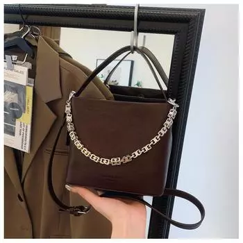 Niche retro versatile soft leather bucket bag 2024 new chain shoulder bag high-end portable messenger bag чёрный