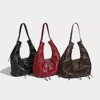 Niche Spice Girl Oil Wax Skin Commuter Portable Осень и зима Новая мода Wind Rivet One Shoulder Croissant чёрный