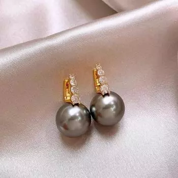 Niche Style Liu Yifei Same Style Women s Fancy Pearl Earrings Hemp Gray Pearl zircon ear buckle