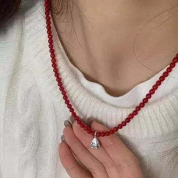 Niche Upside Down Love Красное ожерелье из бисера Женское легкое роскошное ретро модное темпераментное универсальное шейное колье для свитера