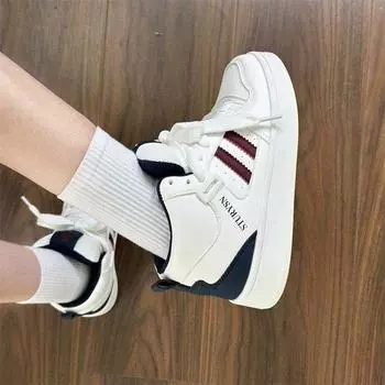 Niche высокие туфли на платформе для хлеба женские ins tide осень 2024 новые универсальные маленькие белые туфли повседневные туфли для скейтбординга 35