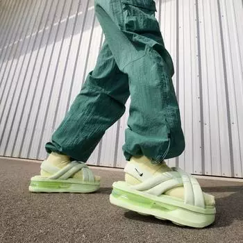Nike Женские сандалии Air Max Isla FJ5929 700