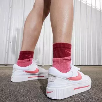 Nike ЖЕНСКОЕ ПАЛЬТО LEGACY LIFT DM7590 102