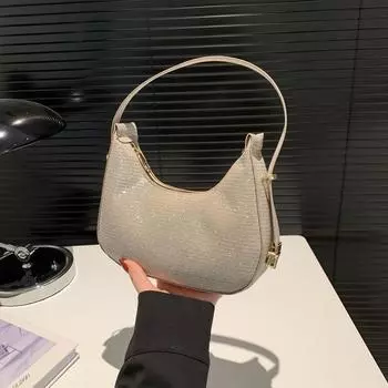 Нишевая популярная однотонная сумка подмышкой женская сумка 2024 новая корейская версия модная красивая сумка через плечо в форме полумесяца чёрный