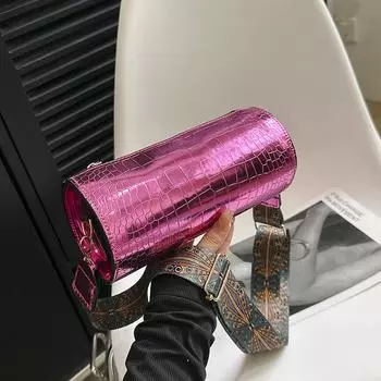 Нишевая простая повседневная сумка-мессенджер, модная персонализированная женская сумка 2024 года, летняя новая корейская версия, модная иностранная сумка через плечо чёрный