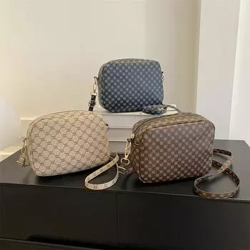 Нишевая простая сумка для женщин, новая модная простая повседневная сумка через плечо, модная сумка для мам, маленькая квадратная сумка с наклоном