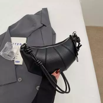 Нишевая сумка-пельмень женская новая трендовая модная сумка-круассан с высоким чувством универсальная на плечо через плечо чёрный