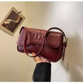 Нишевая сумка высокого класса подмышкой 2024 года, новая простая сумка с крокодиловым узором, маленькая квадратная сумка, модная сумка для поездок на работу, женская сумка красный