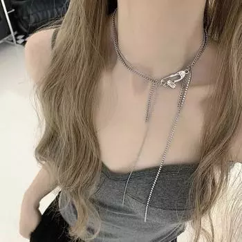 Нишевая уникальная дизайнерская скрепка с яркой бриллиантовой бахромой, ожерелье для женщин, легкая, роскошная, высокого класса, цепочка на ключицу, темпераментная цепочка на шею