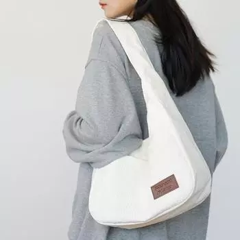 Нишевая женская сумка в западном стиле Instagram, новинка 2022 года, осенне-зимняя модная сумка через плечо для поездок на работу, популярная японская оригинальная сумка для одинокого проживания
