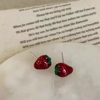 Нишевые сладкие капающие масляные клубничные серьги-гвоздики женские нежные и милые индивидуальные модные темпераментные универсальные серьги для поездок на работу