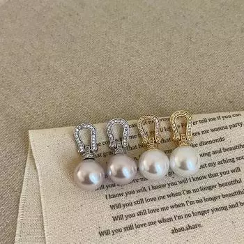 Нишевые высококачественные серьги с пряжкой в форме подковы из жемчуга женские легкие роскошные ретро элегантные модные универсальные серьги для поездок на работу