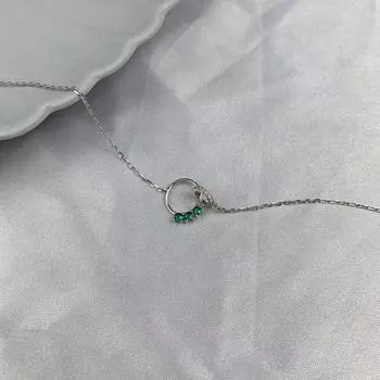 Нишевый дизайн Микро-инкрустированный изумрудным цирконом Кольцо Подвеска Ключичная цепочка для женщин Супер фея Универсальная Женская