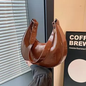 Нишевый дизайн ретро иностранный стиль сумка-мессенджер большая вместительная сумка женская сумка 2024 персонализированная новая модная сумка в виде полумесяца чёрный