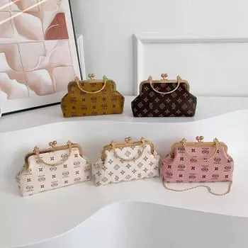 Нишевый дизайн симпатичная женская сумка через плечо 2024 новая модная простая портативная сумка-ракушка цепочка женская сумка розовый