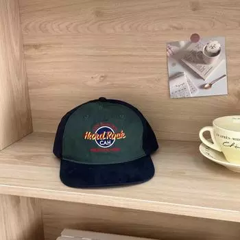 Нишевый дизайн в сочетании с универсальной бейсболкой с плоским козырьком, корейская версия, колор-блокинг, ретро, хип-хоп, бейсболка с мягким верхом, женская модель M56-58cm