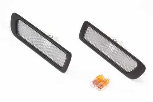 Nismo Side Turn Signals with Clear Lenses for Nissan Skyline BCNR33 GT-R (Part Number 26100-RN590)
