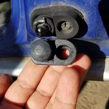 Nissan Cefiro A32 Резиновая крышка дверного переключателя Patrol Gq Y60 Gu Y61