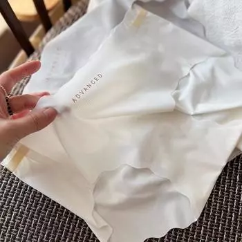 Нижнее белье дышащее шелковистое голое бесшовное цельное нижнее белье из ледяного шелка для женщин легкое удобное простое нижнее белье со средней талией для женщин one size