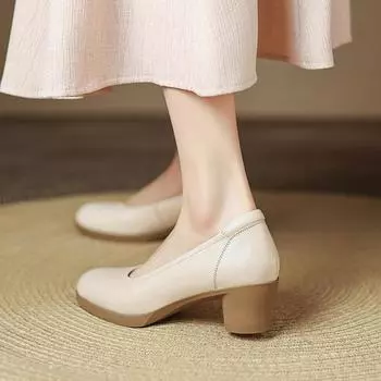 Низкий каблук, мягкая подошва, одинарные туфли, женская обувь 2025 года, весна и осень, простые французские ретро туфли из мягкой кожи с круглым носком, толстый каблук, нескользящие женские туфли 34