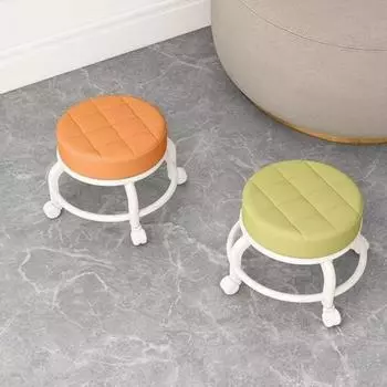 Низкий табурет на колесиках с колесами на 360 градусов, подушка из искусственной кожи с губчатым наполнителем бежевый