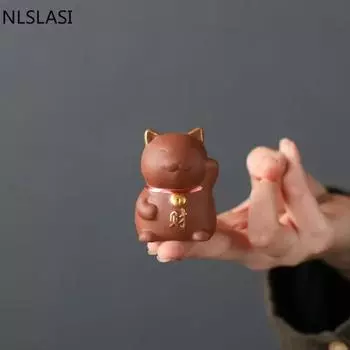 NLSLAISI 1 шт. Исинская фиолетовая глина, маленькая фигурка для чайного питомца, счастливая кошка, украшение, бутик, чайные аксессуары, ремесла, домашнее чайное украшение 4x3.8x5.5cm