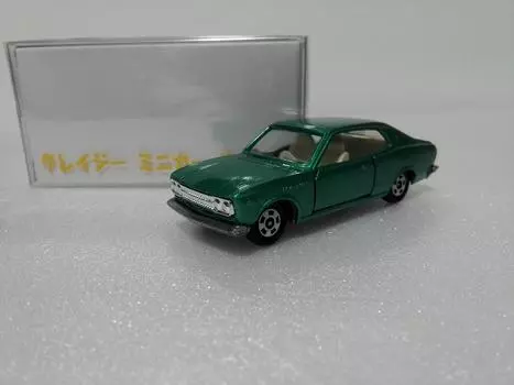 No box Out of print Tomica Nissan LAUREL 2000GX Made in Japan Crazy Mini Car Circle Comes with case and white box Shipped from Amazon warehouse