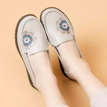 No return or exchange [Clearance] Mom shoes Spring and Autumn leather female nurse shoes Flat single shoes women s shoes beef tendon sole 35 чёрный