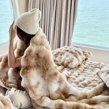 NOAHAS Высококачественное утолщенное плюшевое одеяло из кролика, зимнее плюшевое одеяло с искусственным мехом, чехол для дивана в спальне, одеяло для использования в кровати 100x150cm белый