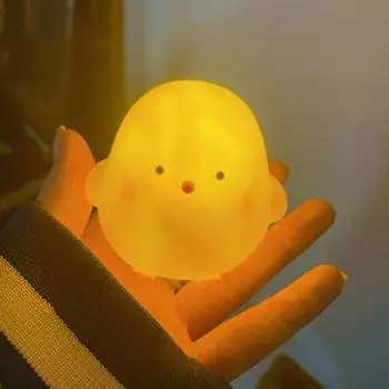 Ночник Очаровательный внешний вид Аккумуляторная Мягкое освещение Мерцание Бесплатная защита глаз Декоративная виниловая мультяшная цыпочка Светодиодная прикроватная лампа Декор комнаты B