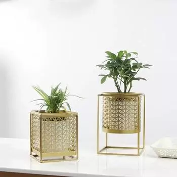 Nordic Light Luxury Gold Hollowed Flower Pot Модная креативная подставка для балкона, простая декоративная полка для дома