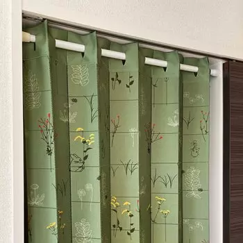 Noren Kobo Гармошка Штора Ghibli Мой сосед Тоторо Штора-паттер Разделитель комнаты Штора Из-за травы Зеленый Ширина 96 x Длина 200 см 98333 зелёный