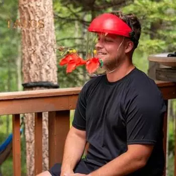 Носимая кормушка для колибри, регулируемая кормушка для колибри, головная поилка для птиц с 3 отверстиями для кормления цветами для любителей птиц красный