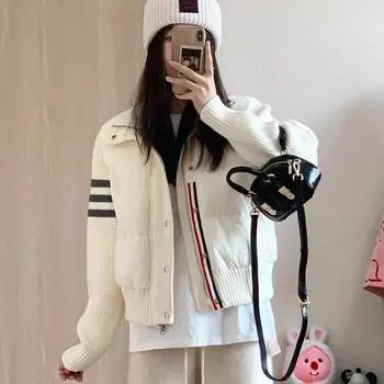 Носите небольшой короткий пуховик для женщин 2024 года осень-зима новый вязаный сплайсинговый дизайн нишевое пальто S recommends within 57.5kg