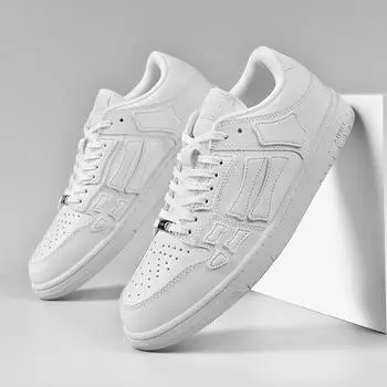 Носите удобную и надежную повседневную спортивную обувь на мягкой подошве, подходящую для многофункциональной ходьбы. 36