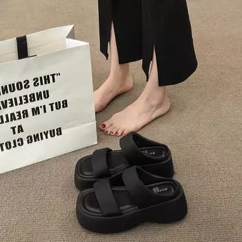 Носите удобные тапочки для хлеба женские 2024 новые ретро маленькие модные темпераментные одно слово пляжные тапочки прилив 35 серебряный