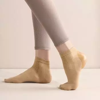 Носки для ног Защитный чехол для пятки от трещин Мужские и женские Защитные чехлы для ног Осенние и зимние увлажняющие носки от трещин бежевый