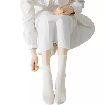 Носки Ice and Ice. Детские носки средней длины. Летние тонкие носки в Instagram. Модные сетчатые красные и белые бархатные летние носки из ледяного шелка с длинным ворсом. белый