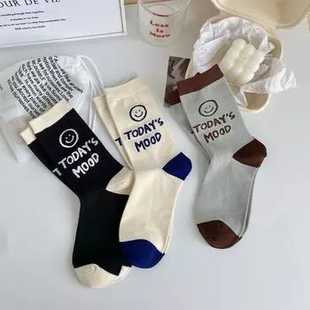 Носки с буквами, женские носки средней длины, японские базовые носки контрастных цветов, модные носки, корейские универсальные носки из чесаного хлопка One Size серебряный серый