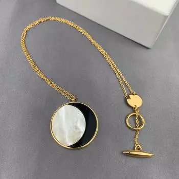 НОВИНКА IN2023 Горячие модные ювелирные изделия Женская цепочка золотого цвета Черно-белый жемчуг Лунная длинная цепочка Ожерелье Вечеринка Fine Высочайшее качество Роскошь