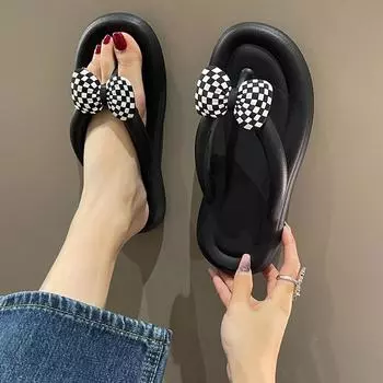 НОВЫЕ женские шлепанцы из ЭВА с мягкой подошвой 2024 года, летние пляжные нескользящие тапочки Cloud, женские толстые шлепанцы на платформе с зажимом для носка, для ванной комнаты 36-37 розы красного