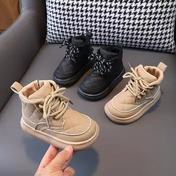 Новая детская обувь. Кожаные сапоги для мальчиков. Модные ботинки для девочек. Модная обувь. 21 чёрный