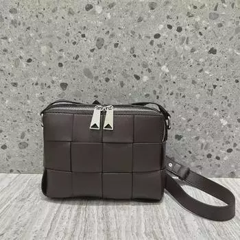 Новая европейская и американская мода V Mini Square Diamond Woven Camera Box сумка через плечо 21 x 15 x 5 cm