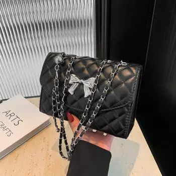 Новая фактурная маленькая квадратная сумка-цепочка в иностранном стиле для женщин 2024 года, повседневная сумка-мессенджер через плечо чёрный