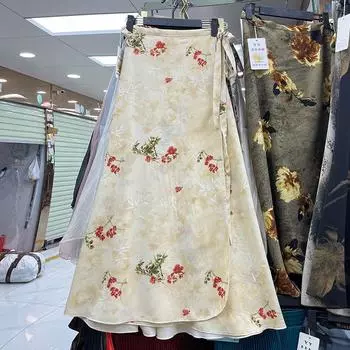Новая китайская европейская атласная юбка с цветочным принтом для женщин 2025 года, ранняя весна, нежные бретели, высокая талия, разрез, А-образная юбка one size fits all абрикосовый
